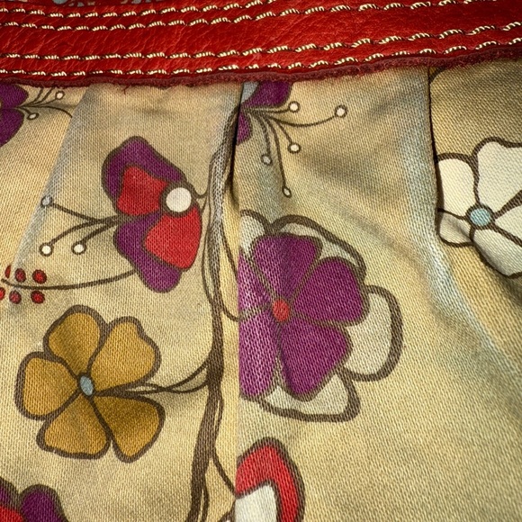 Fossil Floral Red and Cream Women's Bag. (BT 1) - Picture 3 of 13